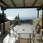Green Villa מלון דירות Áyios Nikítas