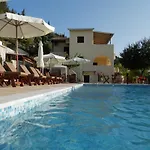 Green Villa מלון דירות Áyios Nikítas