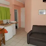 Green Villa מלון דירות 4*