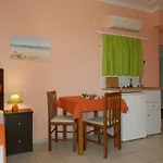 Green Villa מלון דירות Áyios Nikítas
