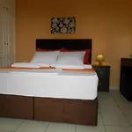 Green Villa מלון דירות 4*