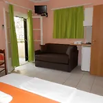 Green Villa Áyios Nikítas