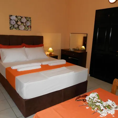 Green Villa Aparthotel