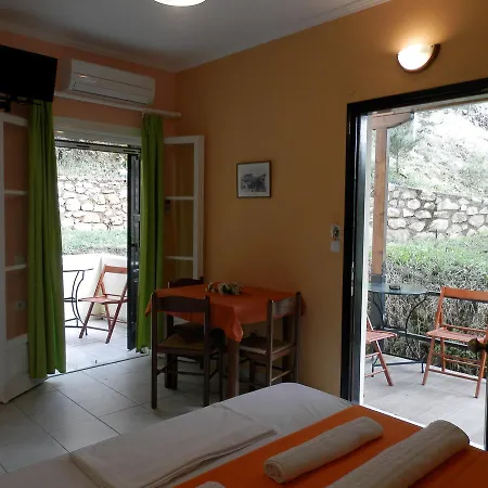 Green Villa شقة فندقية Áyios Nikítas