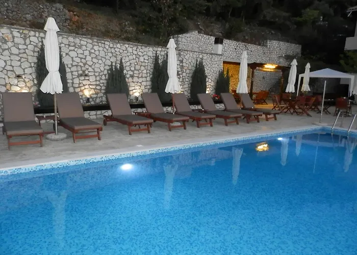 Green Villa Áyios Nikítas