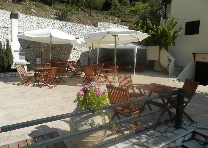 Green Villa 4*