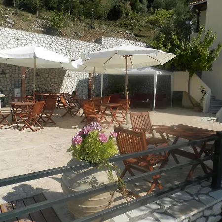 Green Villa 4*