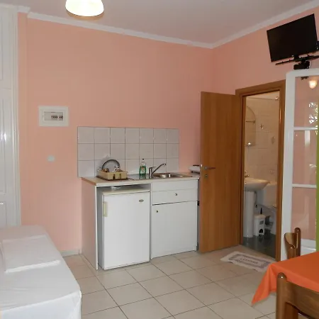 Green Villa 4* Áyios Nikítas