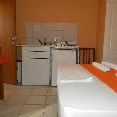 Green Villa Hotel apartamentowy Áyios Nikítas