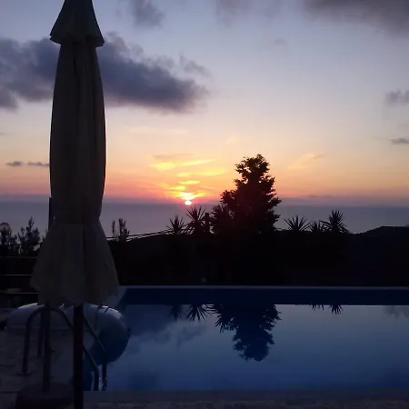 Hotel apartamentowy Green Villa Áyios Nikítas